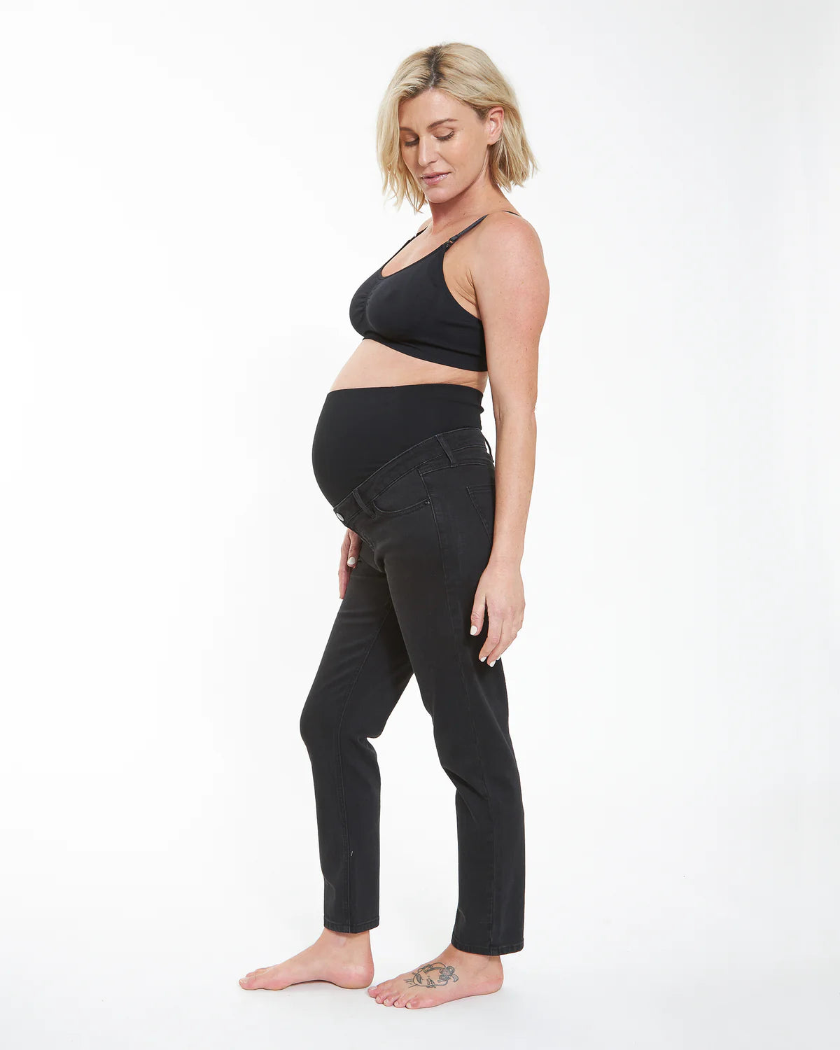 Ripe Hunter Over Bump Crop Jean in Black