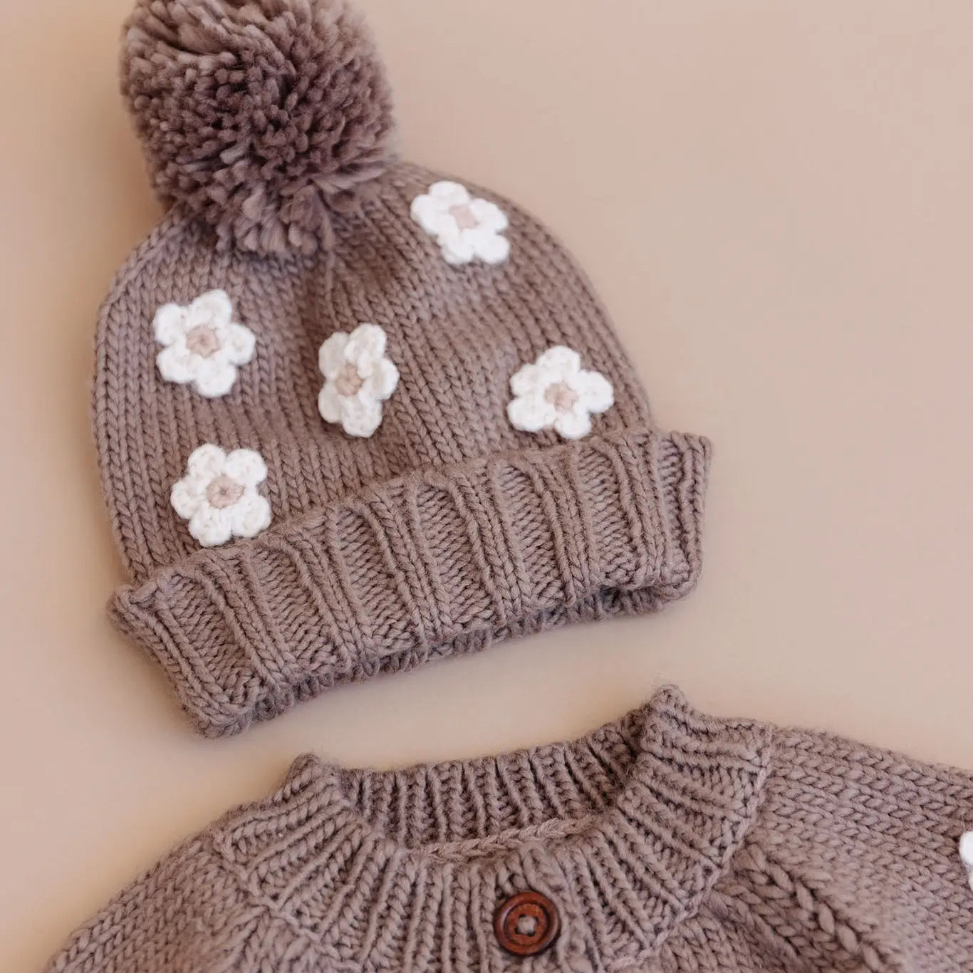Blueberry Hill Daisy Flower Hat