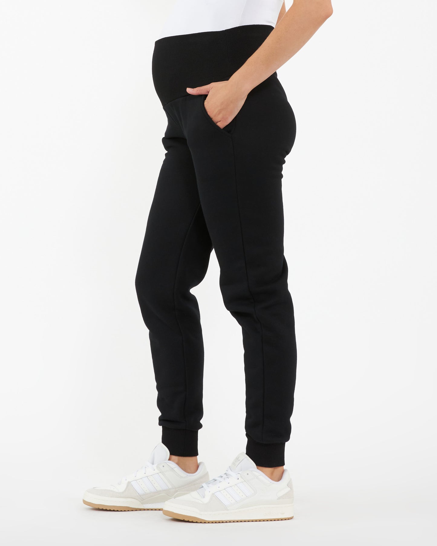 Ripe Taylor Over Tummy Joggers in Black