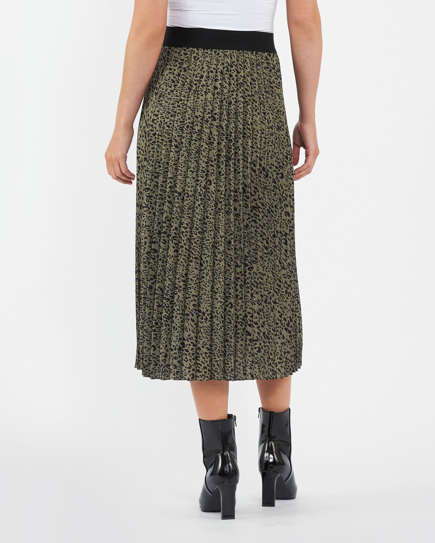 Ripe Cleo Pleat Skirt in Khaki/Black