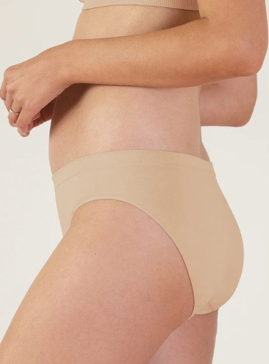 BRAVADO! DESIGNS Sustainable Panty | High-Rise | Seamless | Recycled Nylon,  Organic Cotton & Modal Blend | XS-XXL : : Clothing, Shoes 