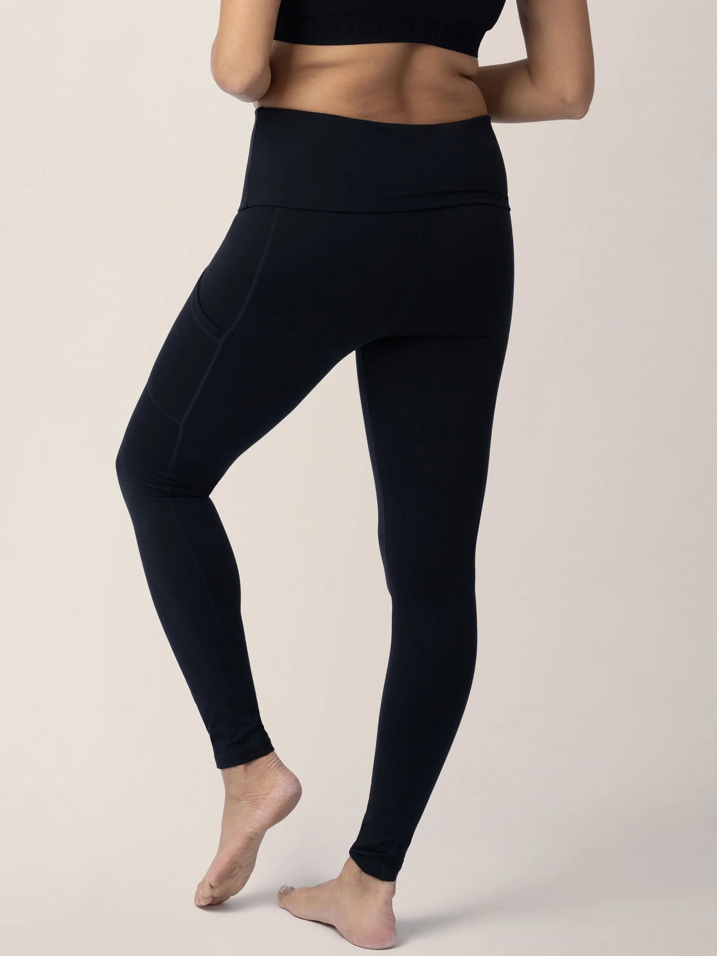 Kindred Bravely Louisa Ultra High Waisted Leggings in Black with Pockets