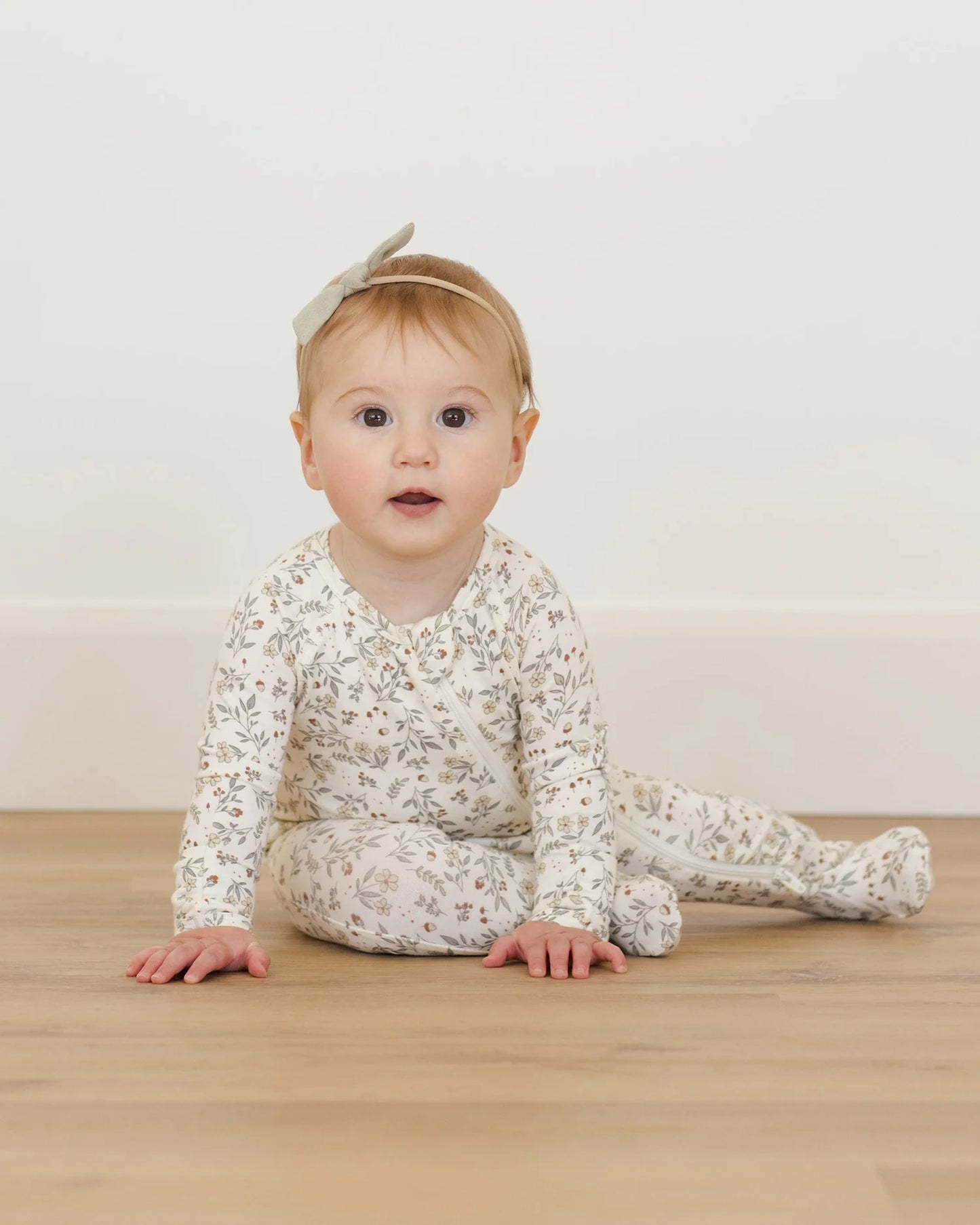 QM Bamboo Zip Footie