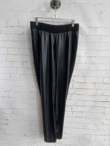 Seraphine Black Size 2 CS Dress Pants