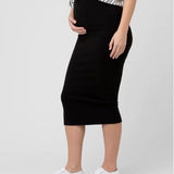 Ribbed Knit Pencil Skirt in Black