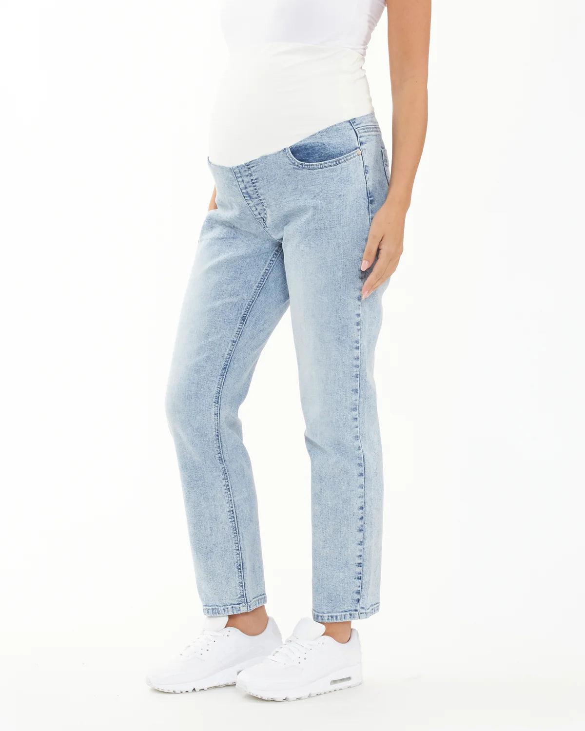 Ripe Nova Over Bump Crop Jean