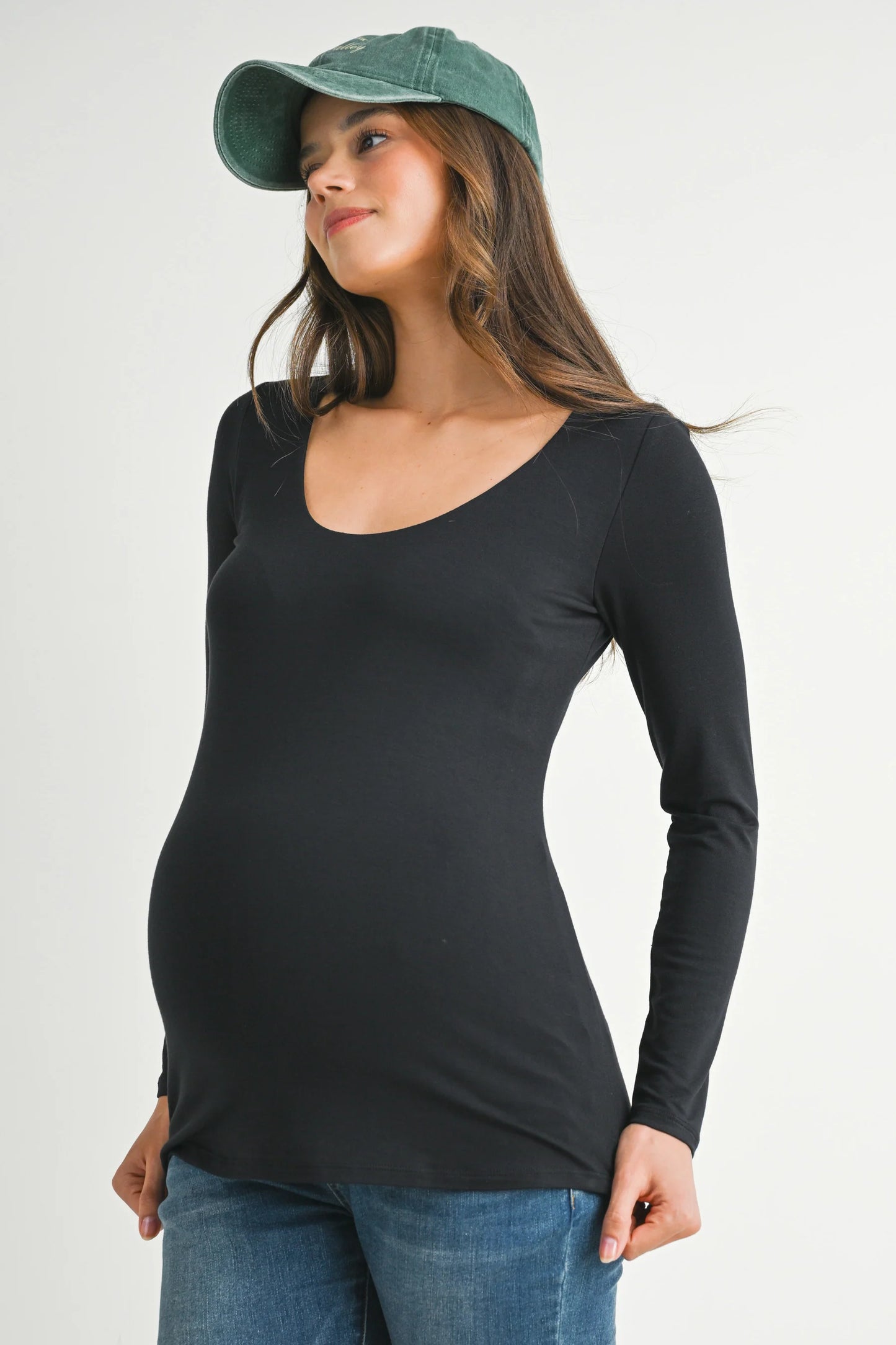Hello Miz Solid Fitted Scoop Neck LS Maternity Top